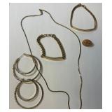 S2 - MIXED LOT OF COSTUME JEWELRY (J3)