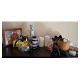 S2 - VASES, CARAFE, CANDLES, COLLECTIBLES (B31)