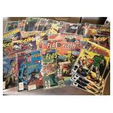 J2 - MIXED LOT OF COLLECTIBLE COMICS (C161)