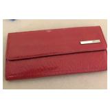 J2 - KENNETH COLE REACTION CLUTCH WALLET (A56)