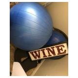 J2 - FITNESS BALL, BALANCE BALL, WINE SIGN (A40)