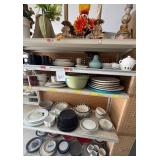 J1 - MIXED LOT OF PLATES, BOWLS, LAMPS (G22)
