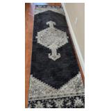 N2 - DECORATIVE RUNNER AREA RUG (M18)