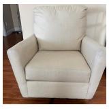 N2 - EASY CHAIR (M38)