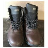 N2 - PAIR OF KHOMBU BOOTS SIZE 12M (M199)