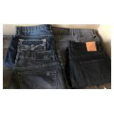 N2 - TWO PAIR OF JEANS 38/30 (M305)