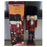 N2 - CHRISTMAS NUTCRACKER (L43)