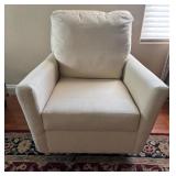 N2 - PLUSH SWIVEL ARMCHAIR