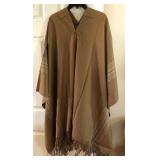 N2 - WOOL CAPE/ WRAP (M267)