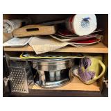 N2 - BAKEWARE, TRAYS, PLATTERS & MORE (K26)