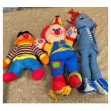 81 - THREE COLLECTIBLE DOLLS (Z19)