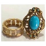 464 - TWO COSTUME JEWELRY RINGS (A26)