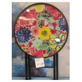 502 - ROUND FOLDING ACCENT TABLE (M168)