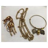 464 - MIXED LOT OF COSTUME JEWELRY (A30)