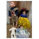 81 - LOT OF COLLECTIBLE DOLLS (Z38)