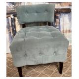 502 - CONTEMPORARY ACCENT CHAIR (M5)