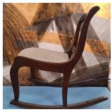 11 - VINTAGE ROCKING CHAIR (L13)