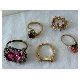 502 - LOT OF COSTUME JEWELRY RINGS (C17)