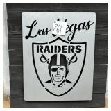 81 - LAS VEGAS RAIDERS WALL DECOR (Z61)