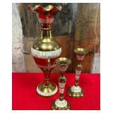 81 - BRASS CANDLESTICKS & VASE (Z254)