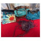 502 - LOT OF PURSES & TOTES (M59)