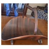 N1 - VINTAGE COPPER-TONE FIREPLACE LOG BASKET (L6)