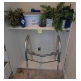 N3 - FOOT SPA, WALKER, FAUX PLANTS (E17)