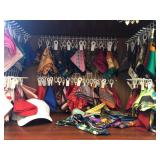 N3 - LOT OF POCKET SQUARES & HAT (M82)