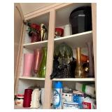 S3 - MIXED VASES, TABLE LAMP, HOUSEHOLD SUPPLIES