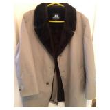 S3 - STAFFORD JACKET SIZE 42 REG (H14)