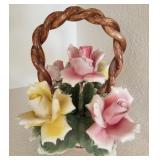 S3 - CAPODIMONTE FLORAL BASKET (E40)