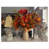 S3 - TABLE LAMP, FIGURINES, FLORAL ARRANGEMENT