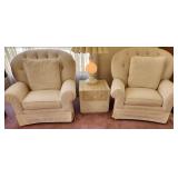 S3 - PAIR OF MATCHING EASY CHAIRS & SIDE TABLE (L4