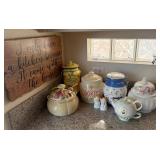 S3 - KITCHEN SIGN, CANISTERS, TEA POT (K37)