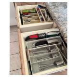 S3 - LOT OF KITCHEN UTENSILS (K11)