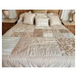 20 - LUXURY PATCHWORK BEDDING SET