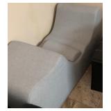 J3 - LOTUS ZERO GRAVITY LOUNGE CHAIR (K7)