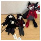 J3 - COLLECTIBLE DOLLS & CAT (L77)