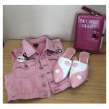 J3 - SLEEVELESS JACKET, SHOES & DIARY PURSE (L182)