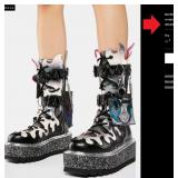 J3 - IRREGULAR CHOICE PLATFORM BOOTS (L206)