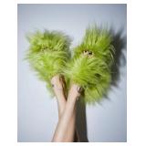 J3 - DOLLS KILL FUZZY SLIPPERS SIZE 11M (L83)