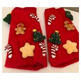 J3 - PAIR OF HOLIDAY BOOT SLIPS (R241)