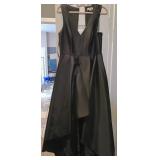 J3 - CALVIN KLEIN DRESS SIZE 2 (M78)