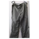 J3 - PAIR OF MOTEL PANTS SIZE M (R28)