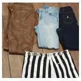 J3 - LOT OF WOMEN'S PANTS (N50)