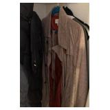 J3 - MIUXEDLOT OF CLOTHING (LR20)