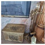 N3 - FIREPLACE TOOLS, DECOR BOX (B63)