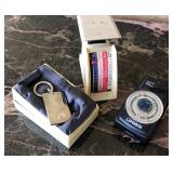 N3 - POSTAGE SCALE, METRONOME, KEYCHAIN  (M42)