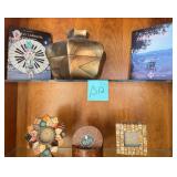 N3 - COLLECTIBLE CLOCKS, BOOKS, DECORATIVE VASE