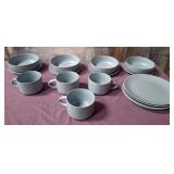 11 - STRAWBERRY STREET DISHWARE (U50)